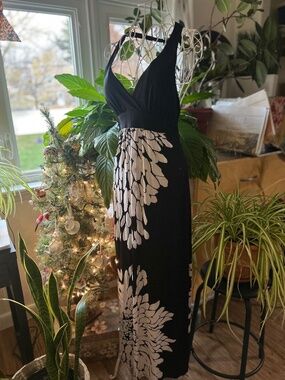 Heart Soul black halter maxi dress